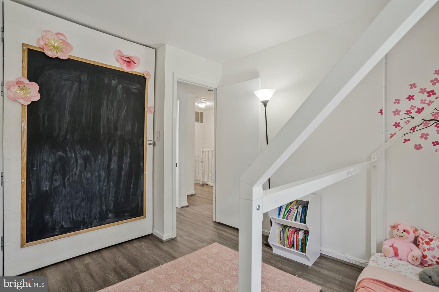 6064 OLD LANDING WAY, BURKE, Virginia 22015, 3 Bedrooms Bedrooms, 9 Rooms Rooms,2 BathroomsBathrooms,Residential,For sale,6064 OLD LANDING WAY,VAFX2286910 MLS # VAFX2286910 6064 OLD LANDING WAY, BURKE, Virginia 22015, 3 Bedrooms Bedrooms, 9 Rooms Rooms,2 BathroomsBathrooms,Residential,For sale,6064 OLD LANDING WAY,VAFX2286910 MLS # VAFX2286910