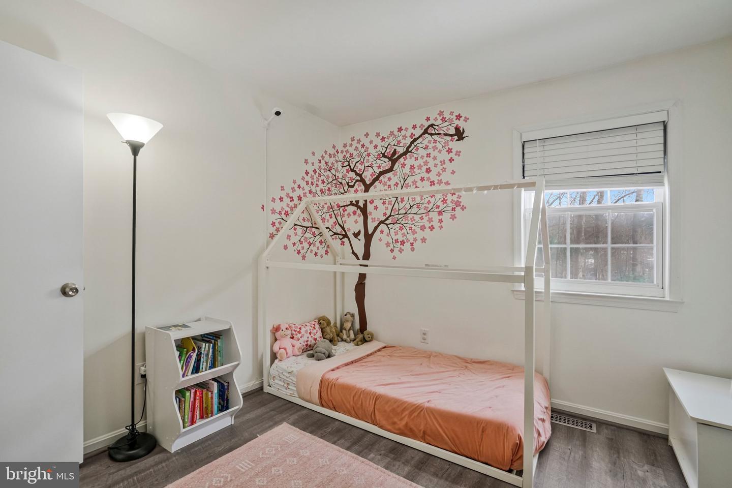 6064 OLD LANDING WAY, BURKE, Virginia 22015, 3 Bedrooms Bedrooms, 9 Rooms Rooms,2 BathroomsBathrooms,Residential,For sale,6064 OLD LANDING WAY,VAFX2286910 MLS # VAFX2286910 6064 OLD LANDING WAY, BURKE, Virginia 22015, 3 Bedrooms Bedrooms, 9 Rooms Rooms,2 BathroomsBathrooms,Residential,For sale,6064 OLD LANDING WAY,VAFX2286910 MLS # VAFX2286910