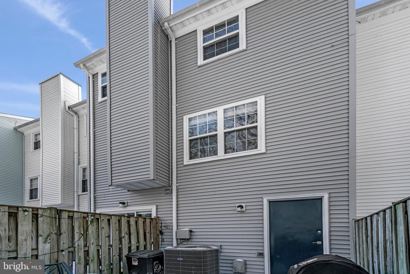 6064 OLD LANDING WAY, BURKE, Virginia 22015, 3 Bedrooms Bedrooms, 9 Rooms Rooms,2 BathroomsBathrooms,Residential,For sale,6064 OLD LANDING WAY,VAFX2286910 MLS # VAFX2286910 6064 OLD LANDING WAY, BURKE, Virginia 22015, 3 Bedrooms Bedrooms, 9 Rooms Rooms,2 BathroomsBathrooms,Residential,For sale,6064 OLD LANDING WAY,VAFX2286910 MLS # VAFX2286910