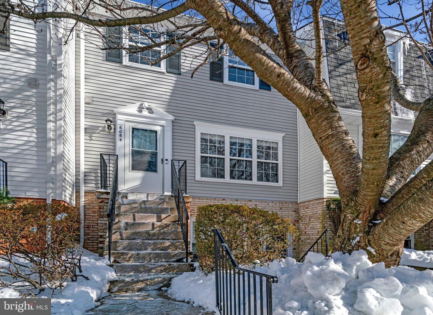 6064 OLD LANDING WAY, BURKE, Virginia 22015, 3 Bedrooms Bedrooms, 9 Rooms Rooms,2 BathroomsBathrooms,Residential,For sale,6064 OLD LANDING WAY,VAFX2286910 MLS # VAFX2286910 6064 OLD LANDING WAY, BURKE, Virginia 22015, 3 Bedrooms Bedrooms, 9 Rooms Rooms,2 BathroomsBathrooms,Residential,For sale,6064 OLD LANDING WAY,VAFX2286910 MLS # VAFX2286910