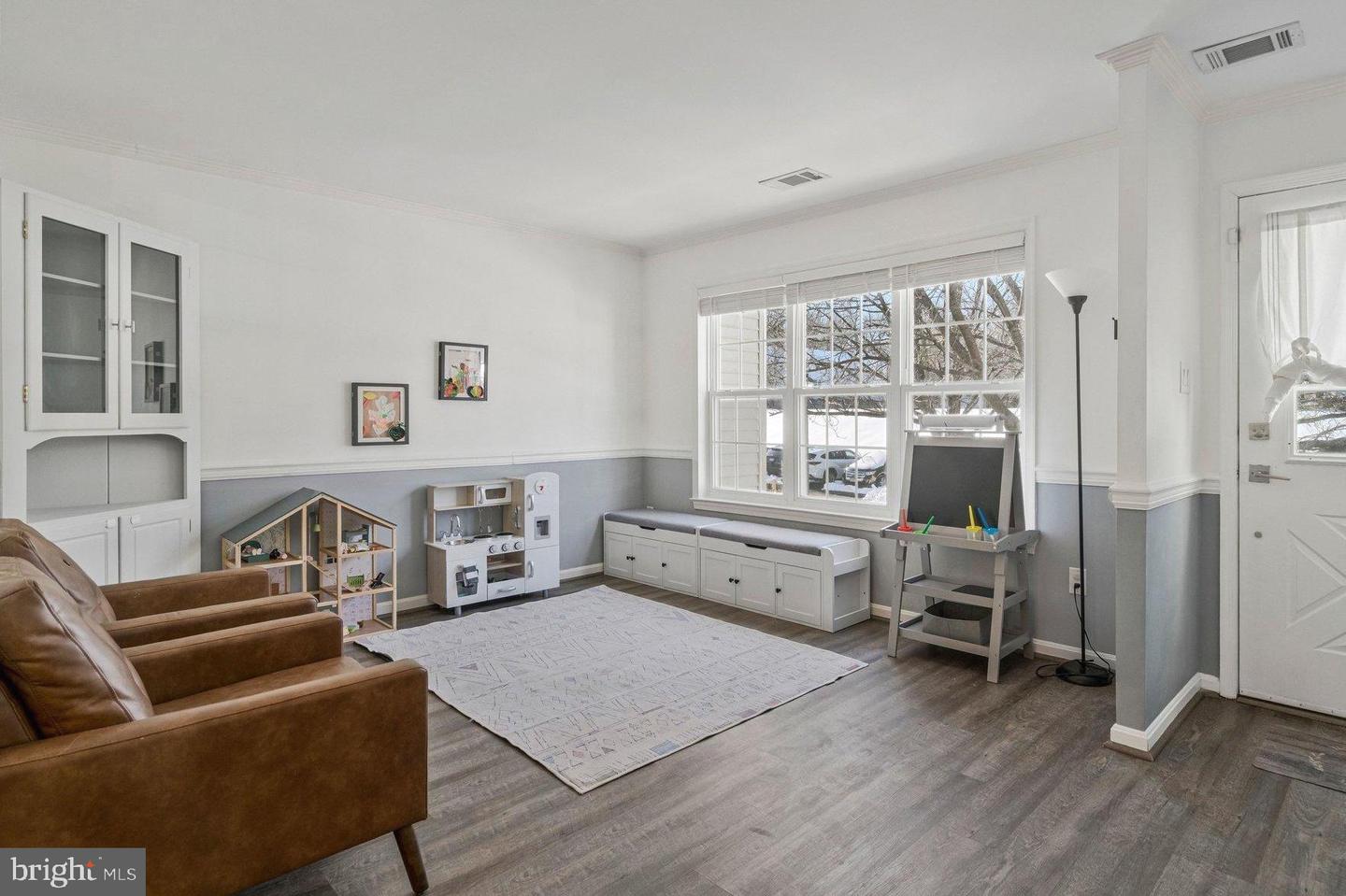 6064 OLD LANDING WAY, BURKE, Virginia 22015, 3 Bedrooms Bedrooms, 9 Rooms Rooms,2 BathroomsBathrooms,Residential,For sale,6064 OLD LANDING WAY,VAFX2286910 MLS # VAFX2286910 6064 OLD LANDING WAY, BURKE, Virginia 22015, 3 Bedrooms Bedrooms, 9 Rooms Rooms,2 BathroomsBathrooms,Residential,For sale,6064 OLD LANDING WAY,VAFX2286910 MLS # VAFX2286910