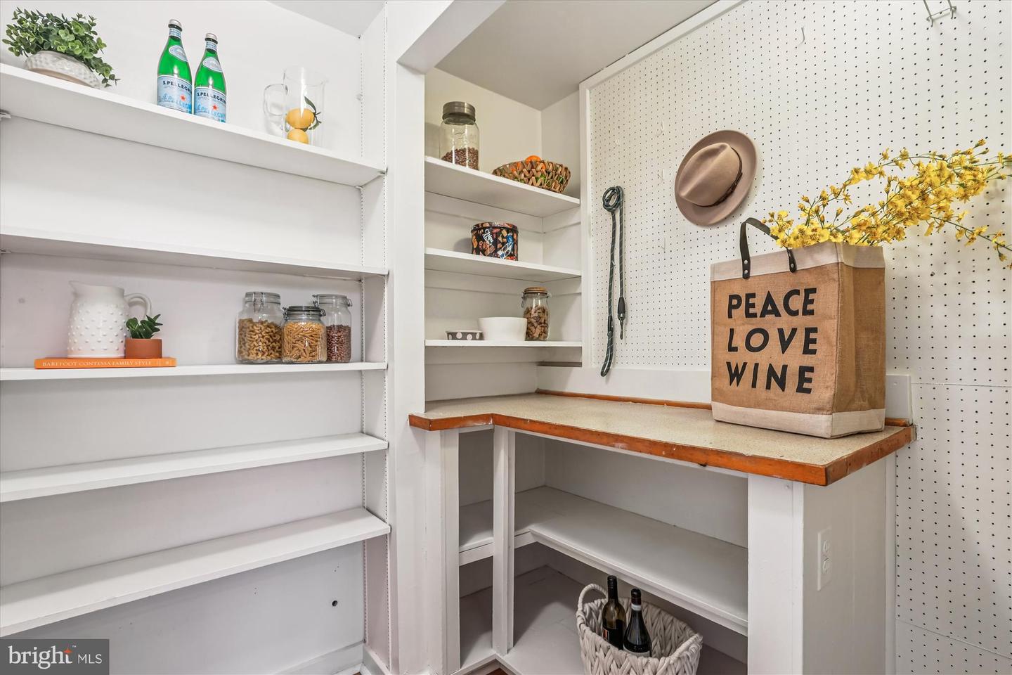 11487 WATERVIEW CL, RESTON, Virginia 20190, 4 Bedrooms Bedrooms, 12 Rooms Rooms,3 BathroomsBathrooms,Residential,For sale,11487 WATERVIEW CL,VAFX2286950 MLS # VAFX2286950 11487 WATERVIEW CL, RESTON, Virginia 20190, 4 Bedrooms Bedrooms, 12 Rooms Rooms,3 BathroomsBathrooms,Residential,For sale,11487 WATERVIEW CL,VAFX2286950 MLS # VAFX2286950