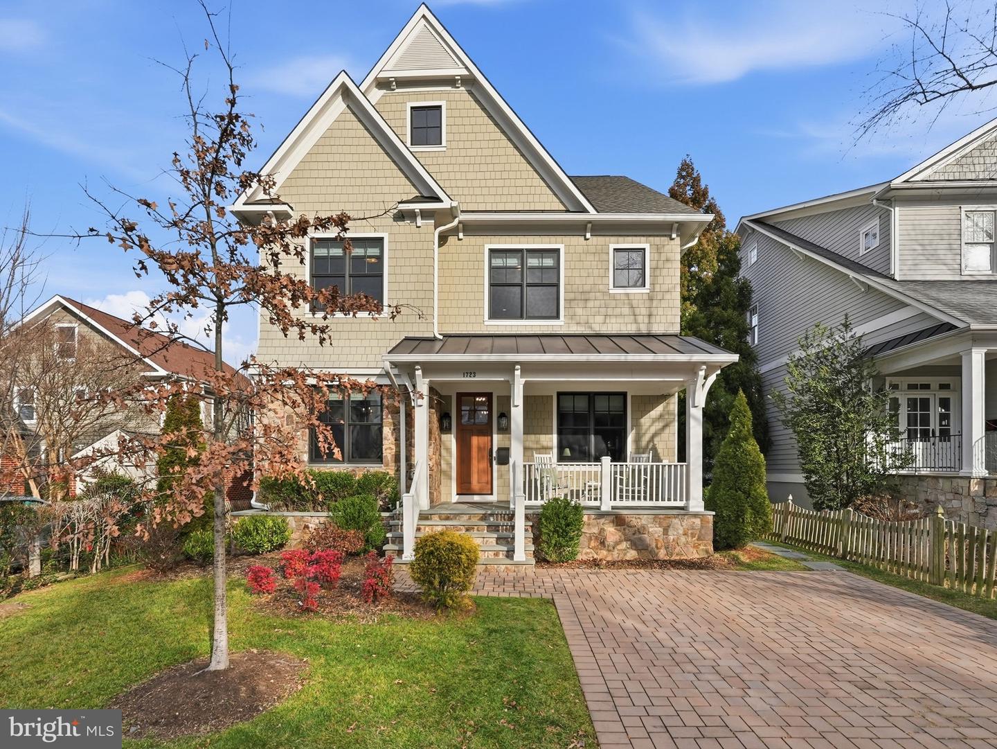 1723 N BARTON ST, ARLINGTON, Virginia 22201, 6 Bedrooms Bedrooms, ,5 BathroomsBathrooms,Residential,For sale,1723 N BARTON ST,VAAR2067994 MLS # VAAR2067994