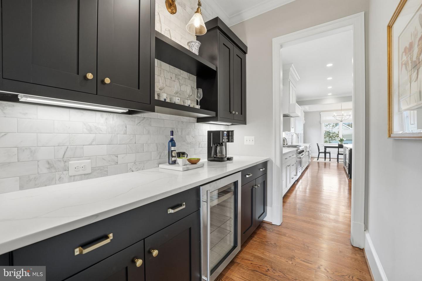 1723 N BARTON ST, ARLINGTON, Virginia 22201, 6 Bedrooms Bedrooms, ,5 BathroomsBathrooms,Residential,For sale,1723 N BARTON ST,VAAR2067994 MLS # VAAR2067994