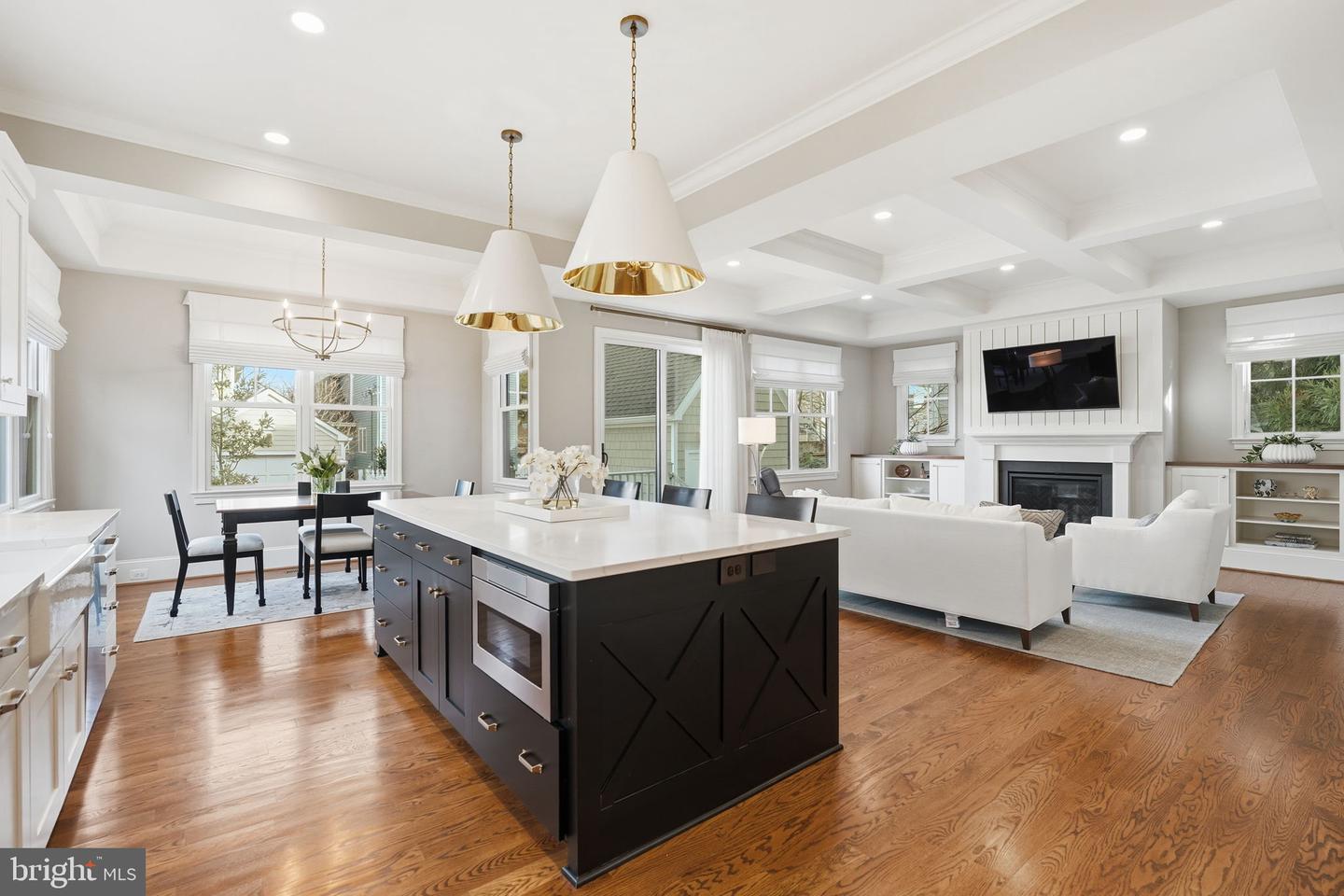 1723 N BARTON ST, ARLINGTON, Virginia 22201, 6 Bedrooms Bedrooms, ,5 BathroomsBathrooms,Residential,For sale,1723 N BARTON ST,VAAR2067994 MLS # VAAR2067994