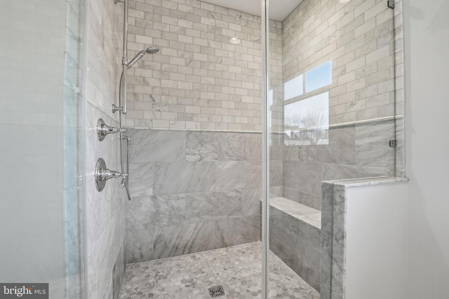 1723 N BARTON ST, ARLINGTON, Virginia 22201, 6 Bedrooms Bedrooms, ,5 BathroomsBathrooms,Residential,For sale,1723 N BARTON ST,VAAR2067994 MLS # VAAR2067994