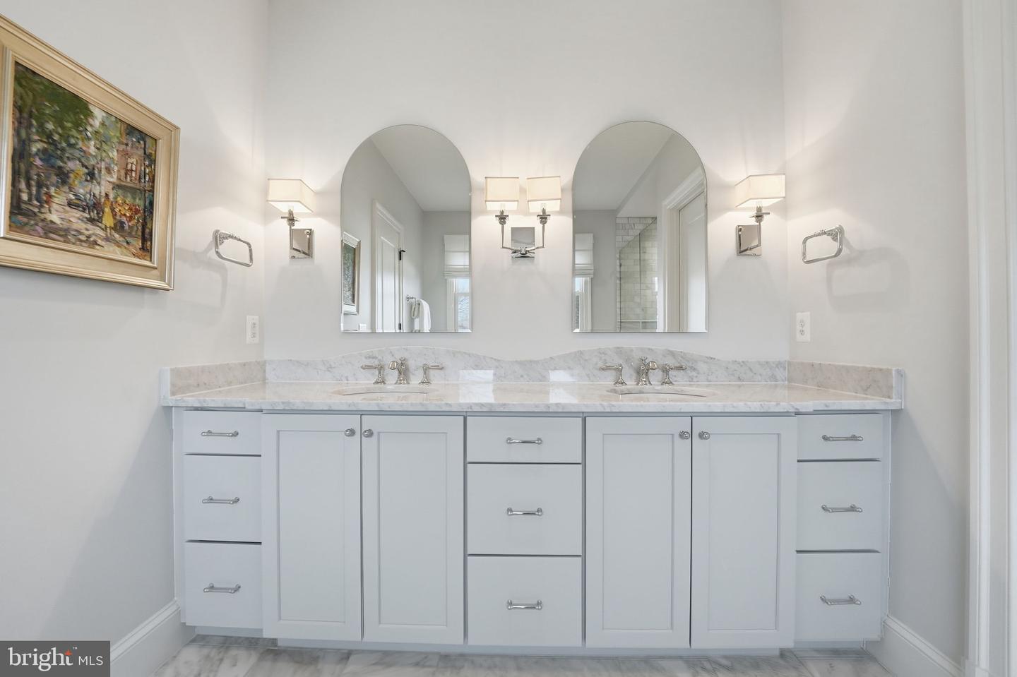 1723 N BARTON ST, ARLINGTON, Virginia 22201, 6 Bedrooms Bedrooms, ,5 BathroomsBathrooms,Residential,For sale,1723 N BARTON ST,VAAR2067994 MLS # VAAR2067994