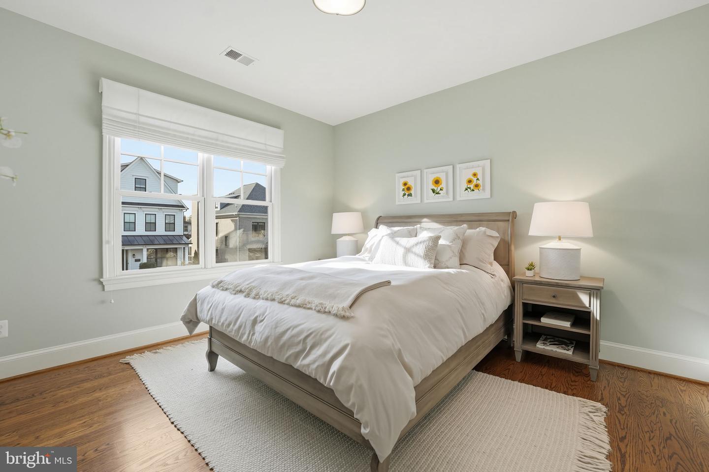 1723 N BARTON ST, ARLINGTON, Virginia 22201, 6 Bedrooms Bedrooms, ,5 BathroomsBathrooms,Residential,For sale,1723 N BARTON ST,VAAR2067994 MLS # VAAR2067994