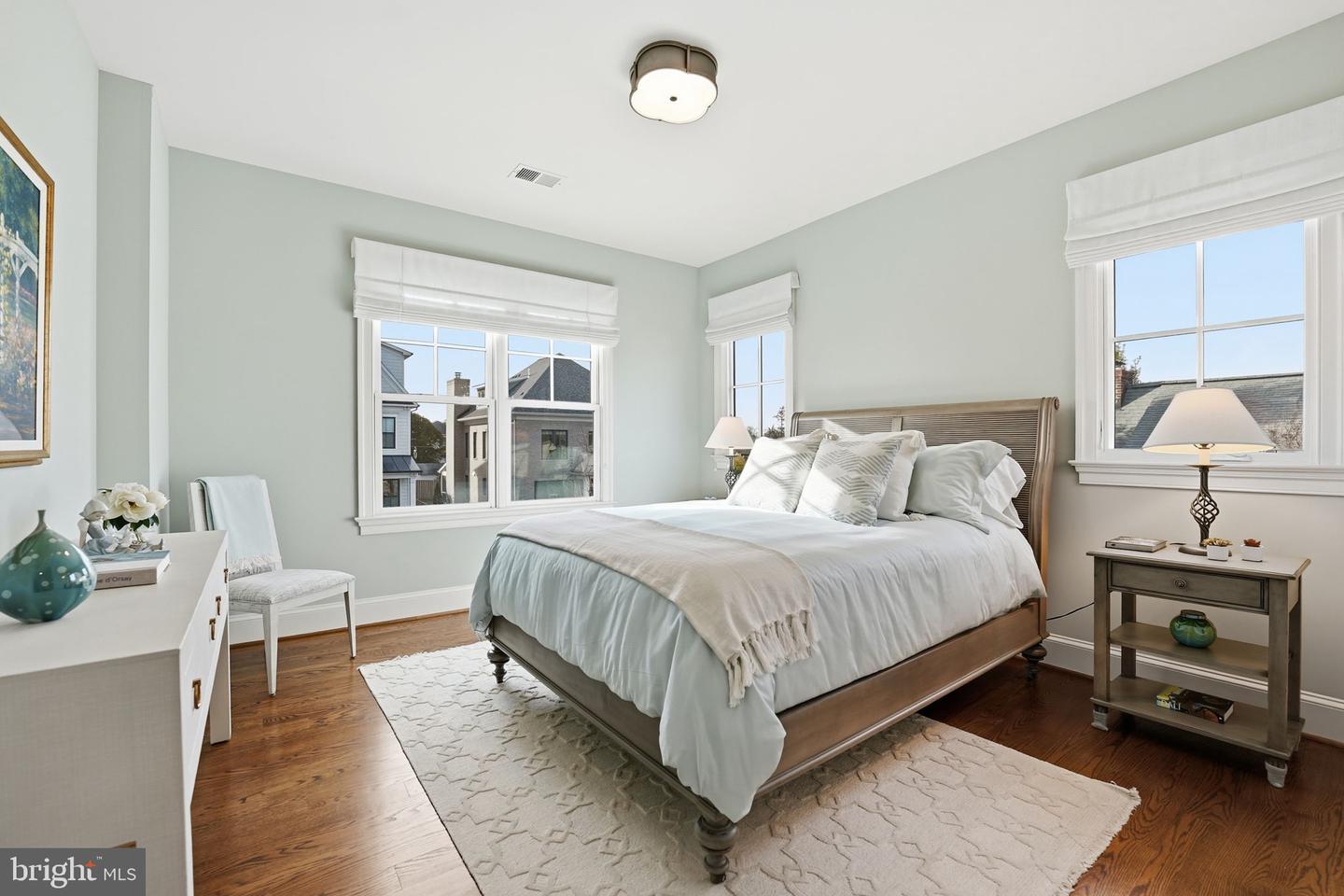 1723 N BARTON ST, ARLINGTON, Virginia 22201, 6 Bedrooms Bedrooms, ,5 BathroomsBathrooms,Residential,For sale,1723 N BARTON ST,VAAR2067994 MLS # VAAR2067994