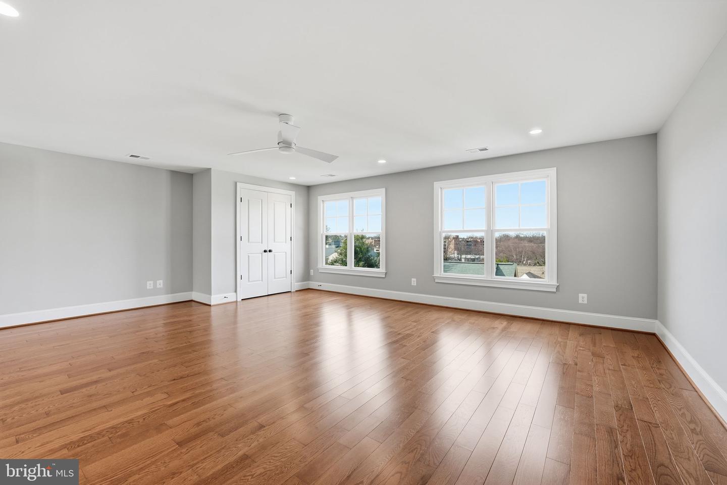 1723 N BARTON ST, ARLINGTON, Virginia 22201, 6 Bedrooms Bedrooms, ,5 BathroomsBathrooms,Residential,For sale,1723 N BARTON ST,VAAR2067994 MLS # VAAR2067994