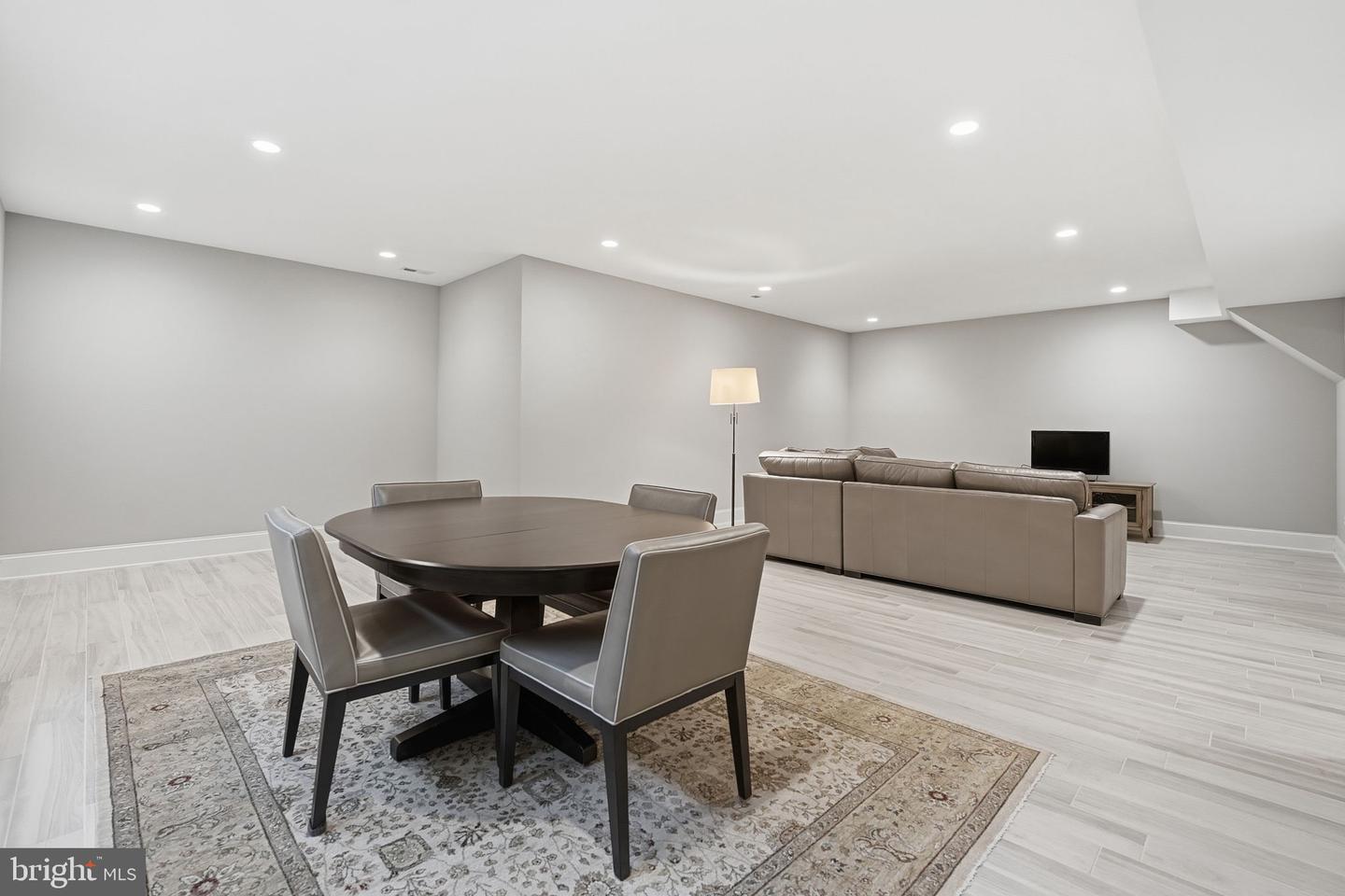 1723 N BARTON ST, ARLINGTON, Virginia 22201, 6 Bedrooms Bedrooms, ,5 BathroomsBathrooms,Residential,For sale,1723 N BARTON ST,VAAR2067994 MLS # VAAR2067994