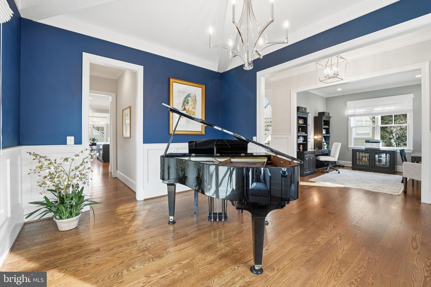 1723 N BARTON ST, ARLINGTON, Virginia 22201, 6 Bedrooms Bedrooms, ,5 BathroomsBathrooms,Residential,For sale,1723 N BARTON ST,VAAR2067994 MLS # VAAR2067994