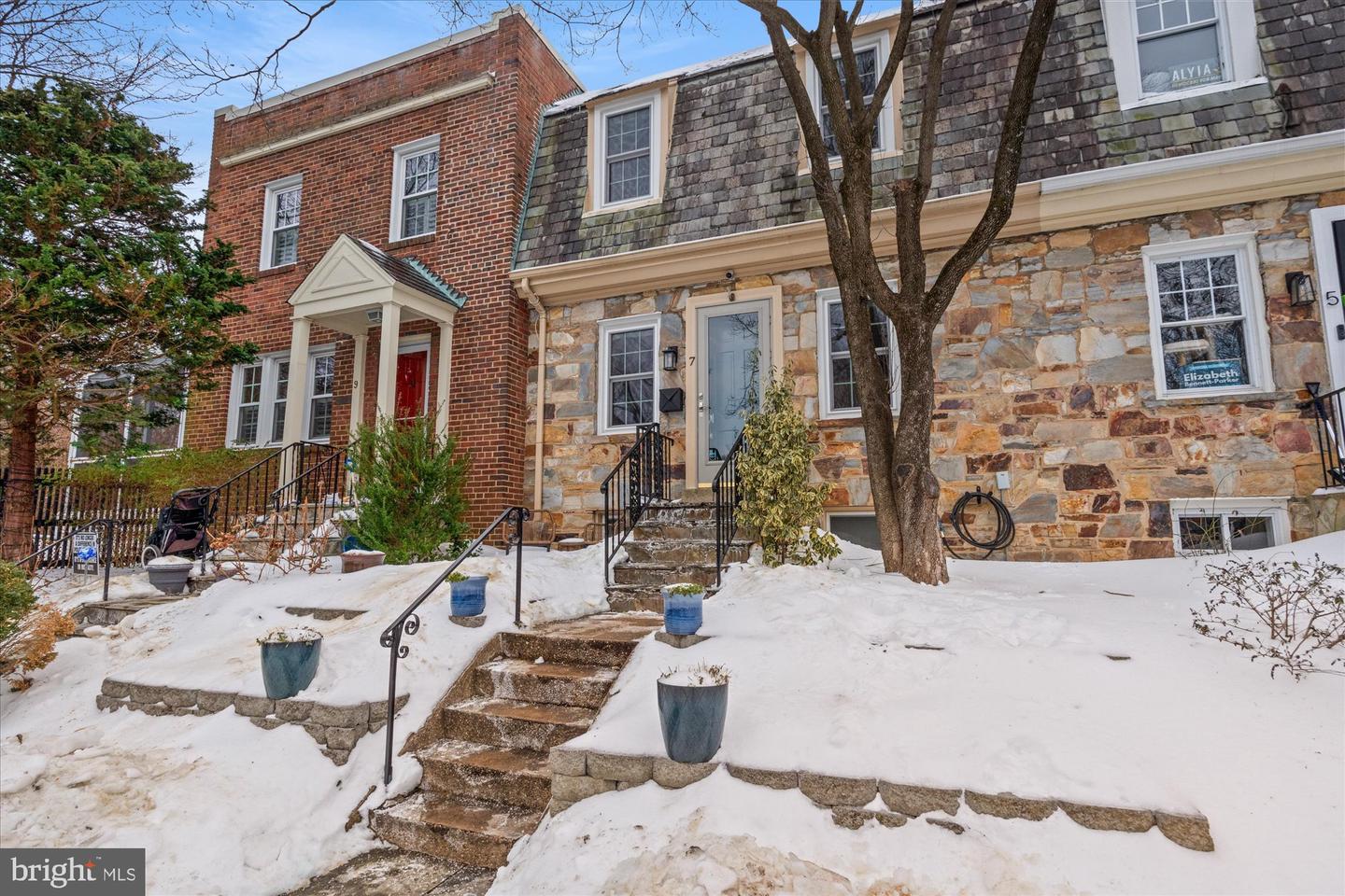 7 E MAPLE ST, ALEXANDRIA, Virginia 22301, 2 Bedrooms Bedrooms, ,2 BathroomsBathrooms,Residential,For sale,7 E MAPLE ST,VAAX2053426 MLS # VAAX2053426 7 E MAPLE ST, ALEXANDRIA, Virginia 22301, 2 Bedrooms Bedrooms, ,2 BathroomsBathrooms,Residential,For sale,7 E MAPLE ST,VAAX2053426 MLS # VAAX2053426