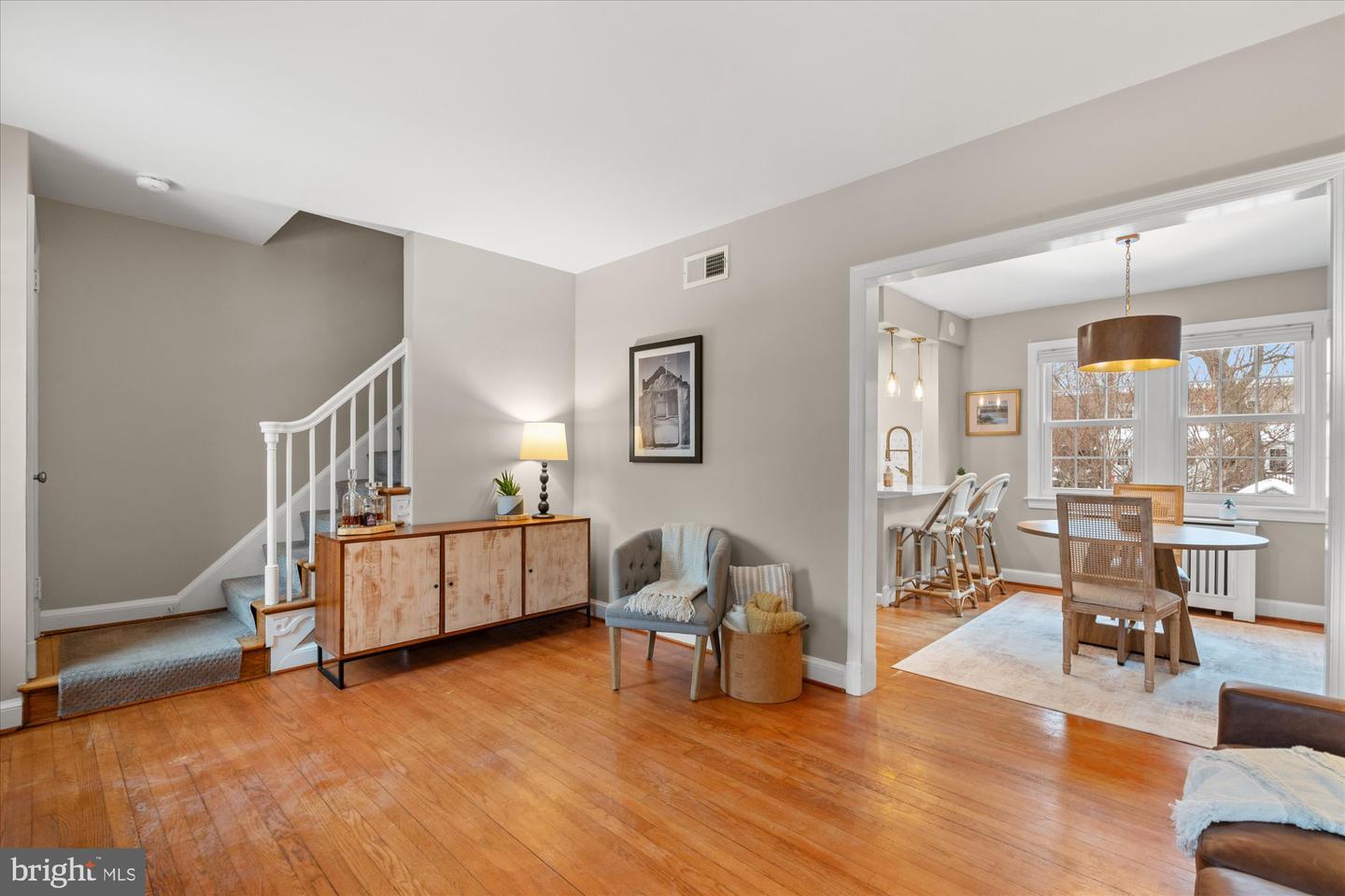 7 E MAPLE ST, ALEXANDRIA, Virginia 22301, 2 Bedrooms Bedrooms, ,2 BathroomsBathrooms,Residential,For sale,7 E MAPLE ST,VAAX2053426 MLS # VAAX2053426 7 E MAPLE ST, ALEXANDRIA, Virginia 22301, 2 Bedrooms Bedrooms, ,2 BathroomsBathrooms,Residential,For sale,7 E MAPLE ST,VAAX2053426 MLS # VAAX2053426