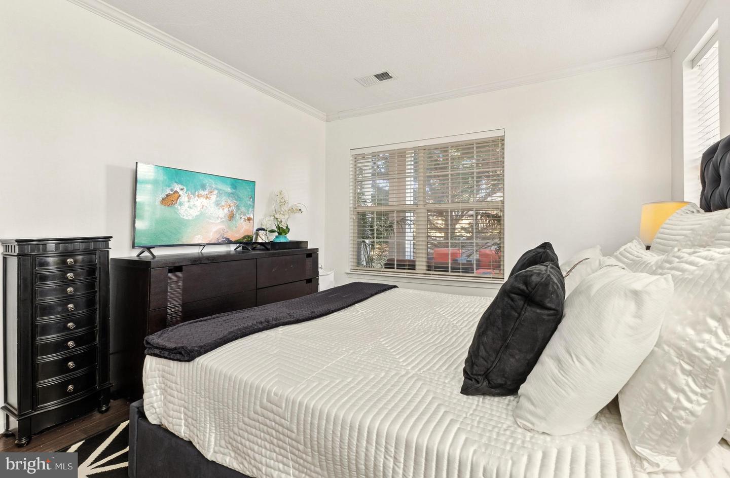 20311 BEECHWOOD TER #103, ASHBURN, Virginia 20147, 2 Bedrooms Bedrooms, ,2 BathroomsBathrooms,Residential,For sale,20311 BEECHWOOD TER #103,VALO2114412 MLS # VALO2114412 20311 BEECHWOOD TER #103, ASHBURN, Virginia 20147, 2 Bedrooms Bedrooms, ,2 BathroomsBathrooms,Residential,For sale,20311 BEECHWOOD TER #103,VALO2114412 MLS # VALO2114412