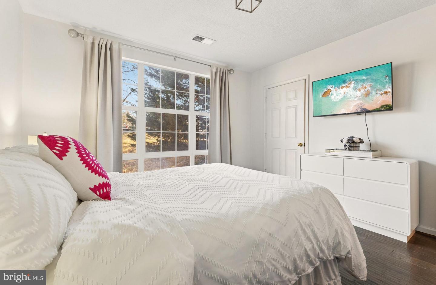 20311 BEECHWOOD TER #103, ASHBURN, Virginia 20147, 2 Bedrooms Bedrooms, ,2 BathroomsBathrooms,Residential,For sale,20311 BEECHWOOD TER #103,VALO2114412 MLS # VALO2114412 20311 BEECHWOOD TER #103, ASHBURN, Virginia 20147, 2 Bedrooms Bedrooms, ,2 BathroomsBathrooms,Residential,For sale,20311 BEECHWOOD TER #103,VALO2114412 MLS # VALO2114412