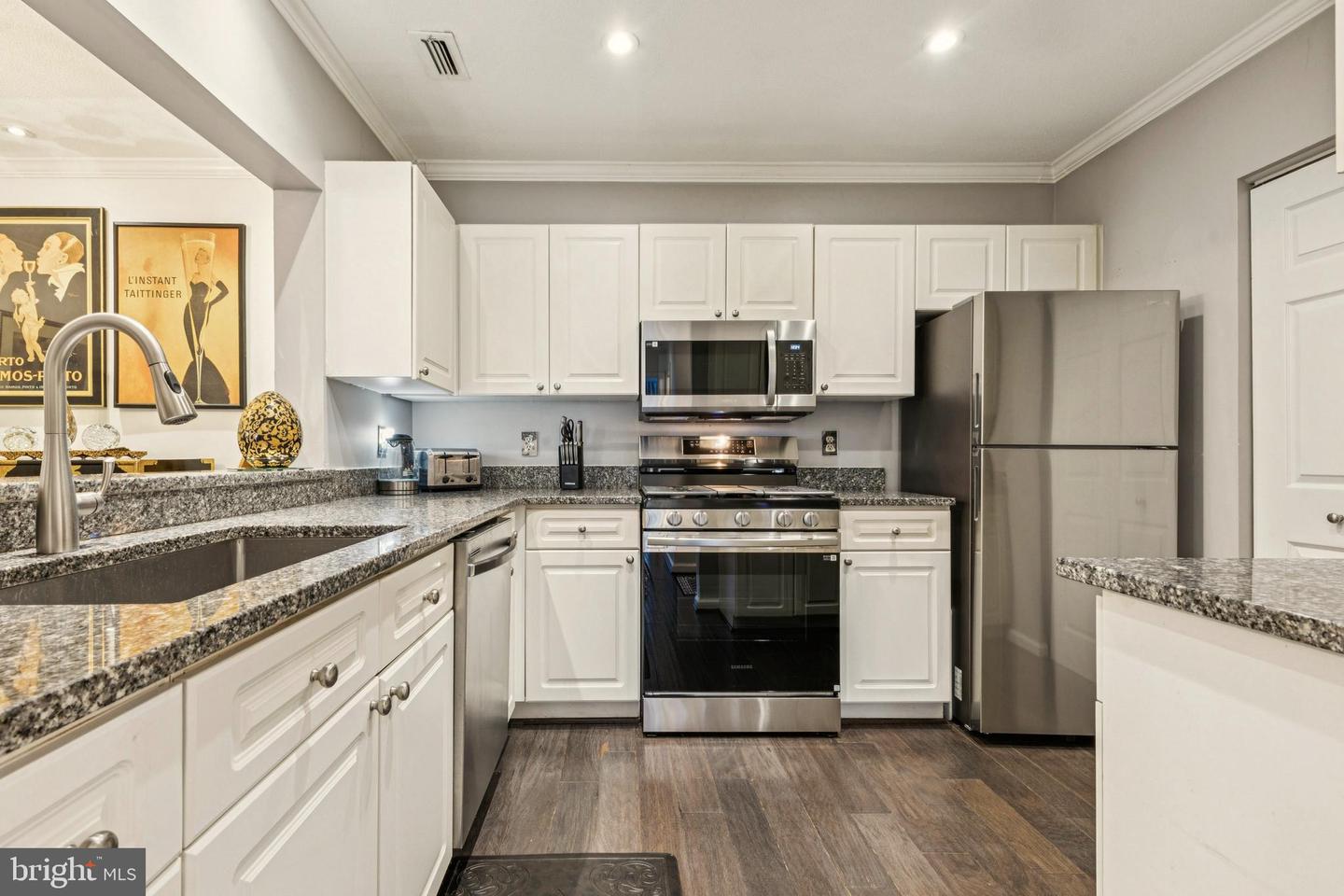 20311 BEECHWOOD TER #103, ASHBURN, Virginia 20147, 2 Bedrooms Bedrooms, ,2 BathroomsBathrooms,Residential,For sale,20311 BEECHWOOD TER #103,VALO2114412 MLS # VALO2114412 20311 BEECHWOOD TER #103, ASHBURN, Virginia 20147, 2 Bedrooms Bedrooms, ,2 BathroomsBathrooms,Residential,For sale,20311 BEECHWOOD TER #103,VALO2114412 MLS # VALO2114412