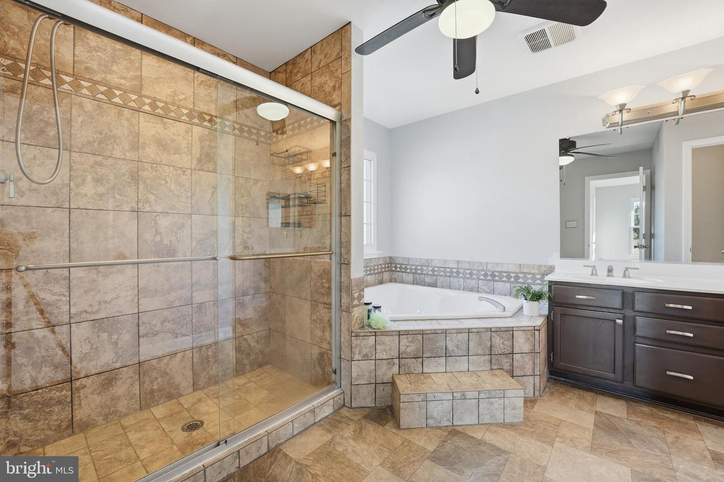 207 GRAFTON WAY NE, LEESBURG, Virginia 20176, 4 Bedrooms Bedrooms, 14 Rooms Rooms,2 BathroomsBathrooms,Residential,For sale,207 GRAFTON WAY NE,VALO2114414 MLS # VALO2114414