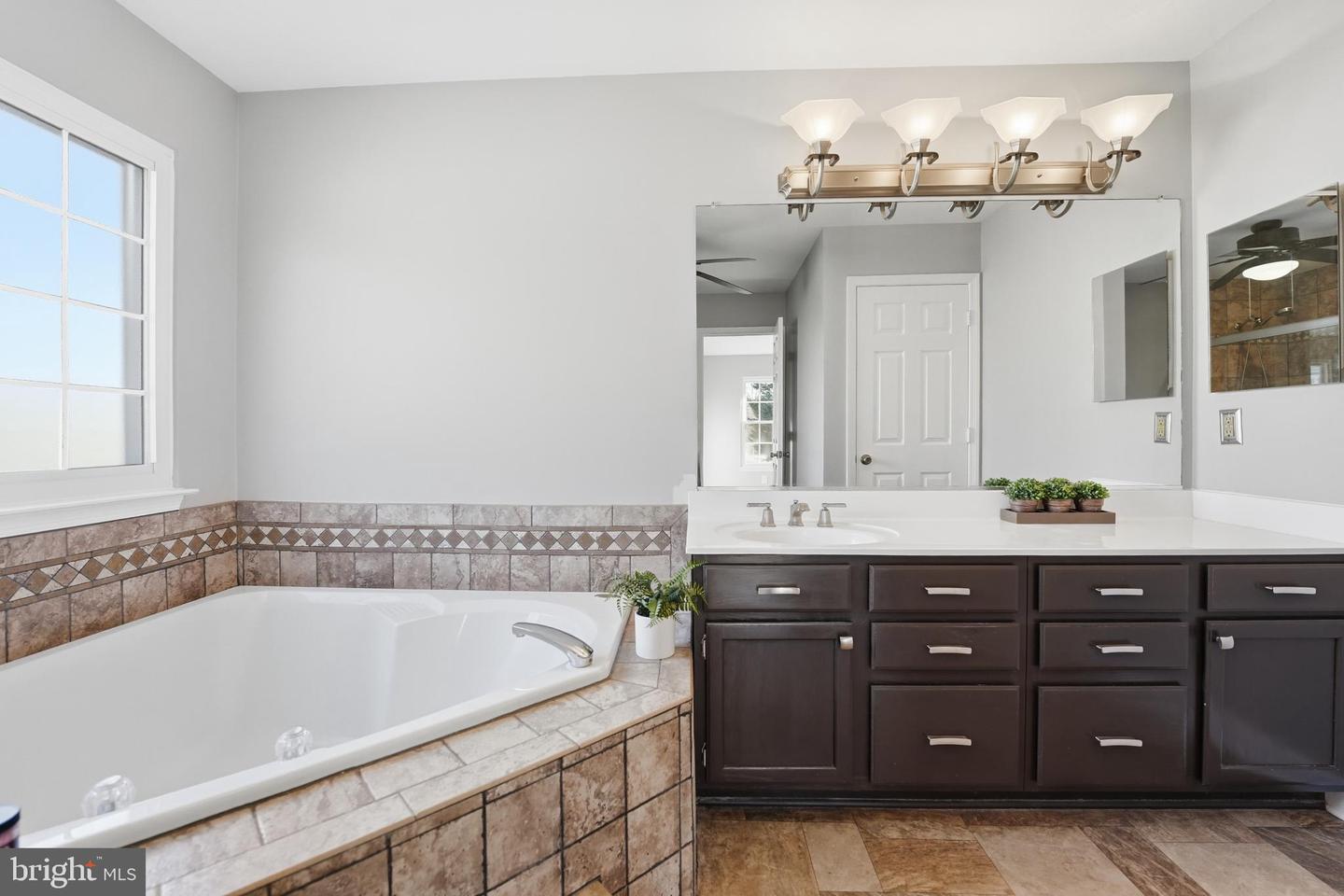 207 GRAFTON WAY NE, LEESBURG, Virginia 20176, 4 Bedrooms Bedrooms, 14 Rooms Rooms,2 BathroomsBathrooms,Residential,For sale,207 GRAFTON WAY NE,VALO2114414 MLS # VALO2114414