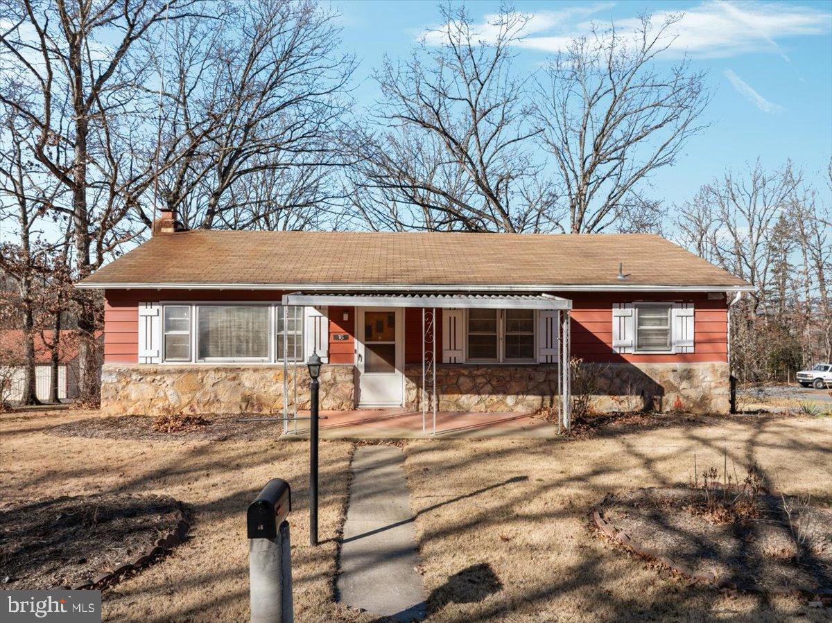 16 SUNDANCE RETREAT LN, NEW MARKET, Virginia 22844, 3 Bedrooms Bedrooms, 5 Rooms Rooms,2 BathroomsBathrooms,Residential,For sale,16 SUNDANCE RETREAT LN,VASH2013436 MLS # VASH2013436