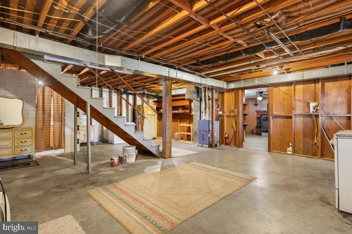 16 SUNDANCE RETREAT LN, NEW MARKET, Virginia 22844, 3 Bedrooms Bedrooms, 5 Rooms Rooms,2 BathroomsBathrooms,Residential,For sale,16 SUNDANCE RETREAT LN,VASH2013436 MLS # VASH2013436