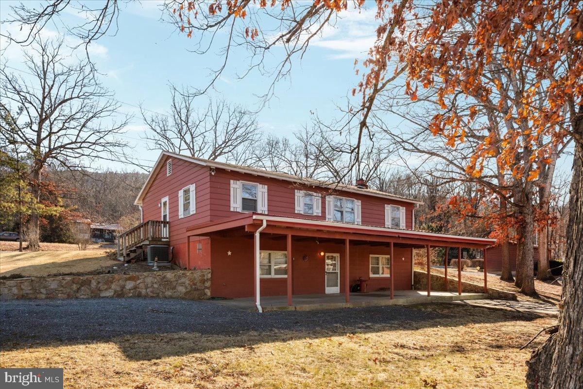 16 SUNDANCE RETREAT LN, NEW MARKET, Virginia 22844, 3 Bedrooms Bedrooms, 5 Rooms Rooms,2 BathroomsBathrooms,Residential,For sale,16 SUNDANCE RETREAT LN,VASH2013436 MLS # VASH2013436