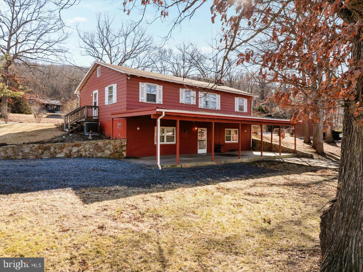 16 SUNDANCE RETREAT LN, NEW MARKET, Virginia 22844, 3 Bedrooms Bedrooms, 5 Rooms Rooms,2 BathroomsBathrooms,Residential,For sale,16 SUNDANCE RETREAT LN,VASH2013436 MLS # VASH2013436