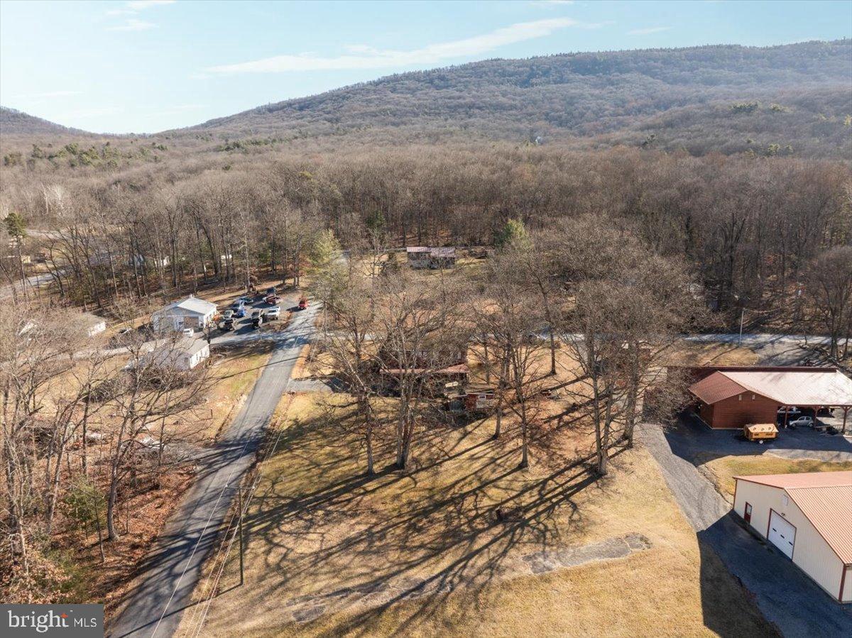 16 SUNDANCE RETREAT LN, NEW MARKET, Virginia 22844, 3 Bedrooms Bedrooms, 5 Rooms Rooms,2 BathroomsBathrooms,Residential,For sale,16 SUNDANCE RETREAT LN,VASH2013436 MLS # VASH2013436