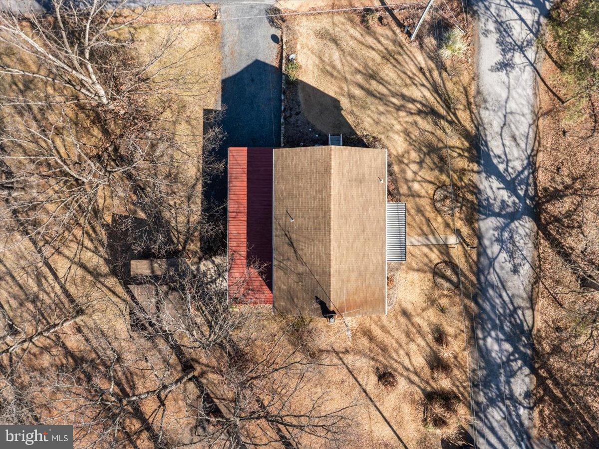 16 SUNDANCE RETREAT LN, NEW MARKET, Virginia 22844, 3 Bedrooms Bedrooms, 5 Rooms Rooms,2 BathroomsBathrooms,Residential,For sale,16 SUNDANCE RETREAT LN,VASH2013436 MLS # VASH2013436