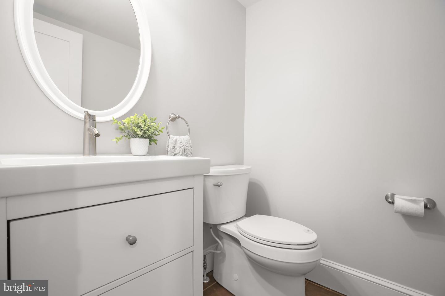 5909 N CRANSTON LN, FREDERICKSBURG, Virginia 22407, 4 Bedrooms Bedrooms, ,3 BathroomsBathrooms,Residential,For sale,5909 N CRANSTON LN,VASP2038790 MLS # VASP2038790