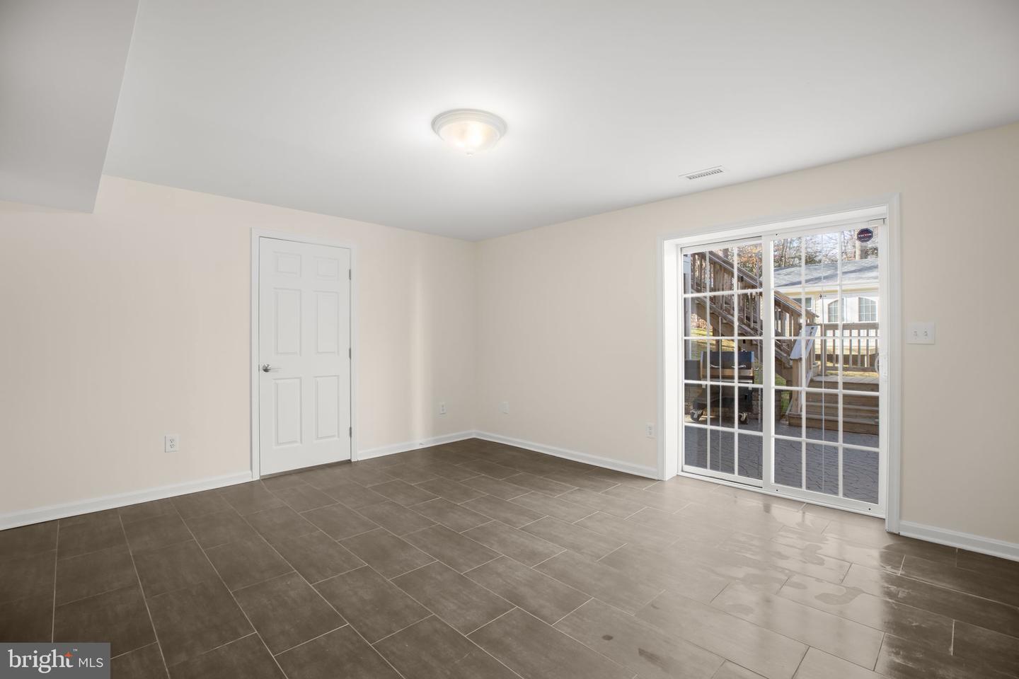 5909 N CRANSTON LN, FREDERICKSBURG, Virginia 22407, 4 Bedrooms Bedrooms, ,3 BathroomsBathrooms,Residential,For sale,5909 N CRANSTON LN,VASP2038790 MLS # VASP2038790