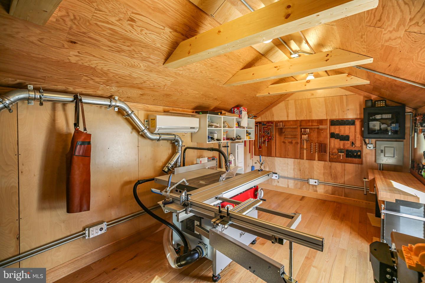 5909 N CRANSTON LN, FREDERICKSBURG, Virginia 22407, 4 Bedrooms Bedrooms, ,3 BathroomsBathrooms,Residential,For sale,5909 N CRANSTON LN,VASP2038790 MLS # VASP2038790