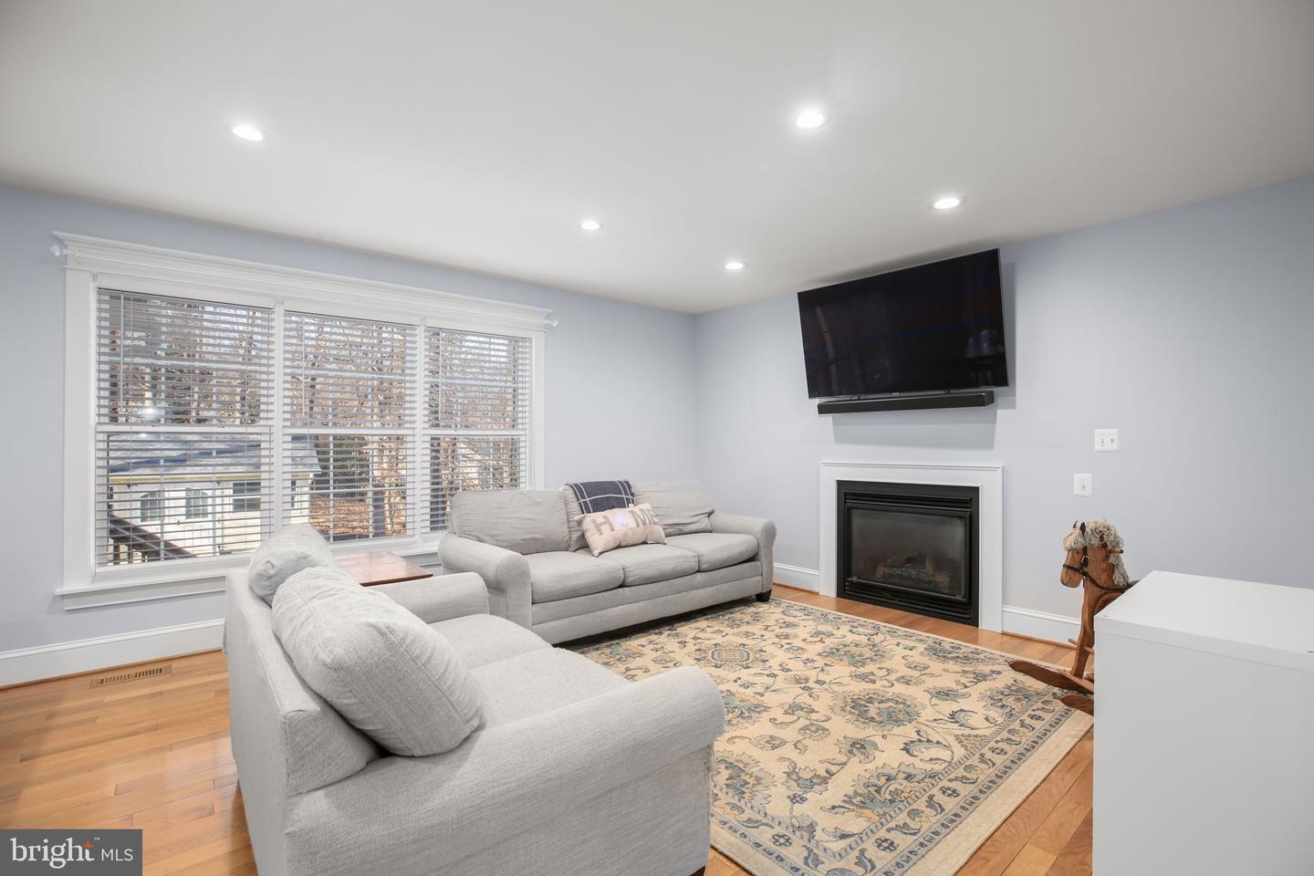 5909 N CRANSTON LN, FREDERICKSBURG, Virginia 22407, 4 Bedrooms Bedrooms, ,3 BathroomsBathrooms,Residential,For sale,5909 N CRANSTON LN,VASP2038790 MLS # VASP2038790