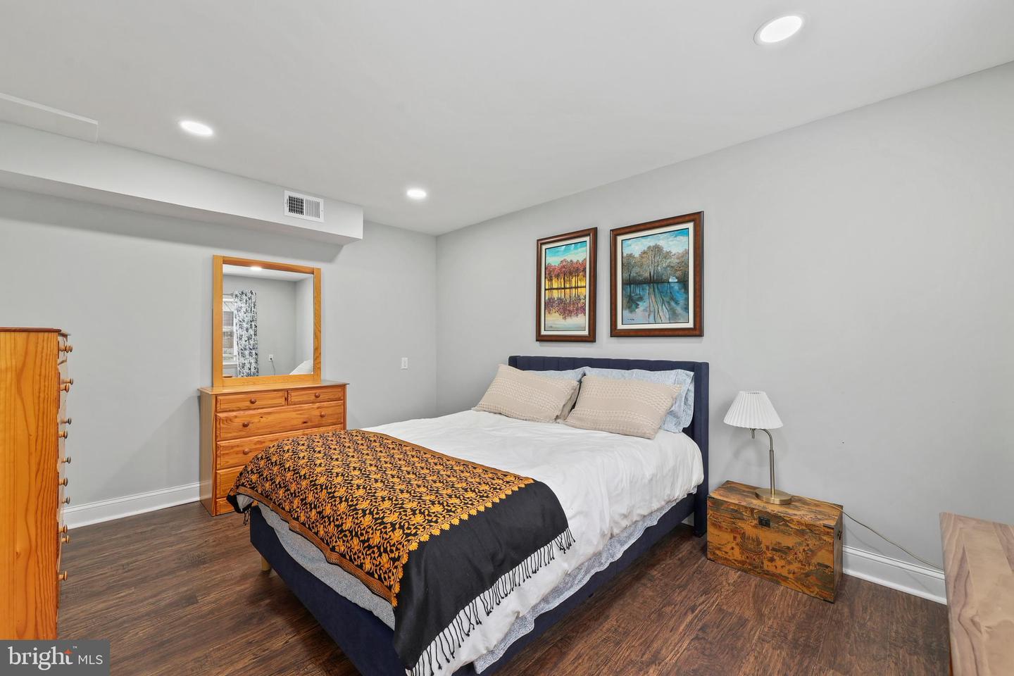 12006 PARK SHORE CT, WOODBRIDGE, Virginia 22192, 4 Bedrooms Bedrooms, 11 Rooms Rooms,3 BathroomsBathrooms,Residential,For sale,12006 PARK SHORE CT,VAPW2111046 MLS # VAPW2111046