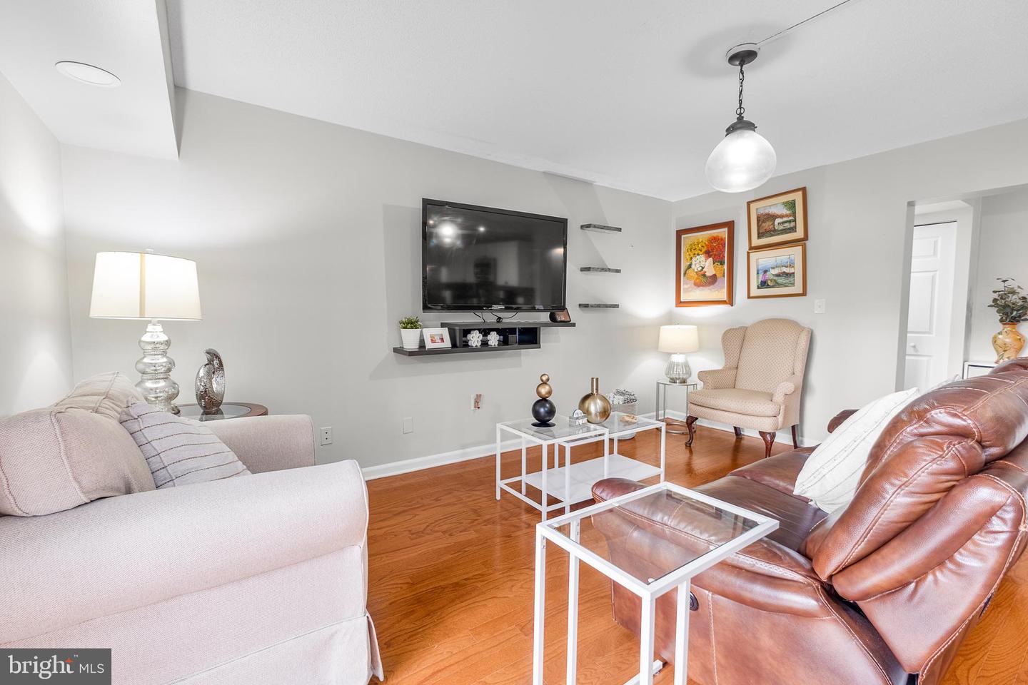 2216 CASTLE ROCK SQ #12C, RESTON, Virginia 20191, 3 Bedrooms Bedrooms, 5 Rooms Rooms,2 BathroomsBathrooms,Residential,For sale,2216 CASTLE ROCK SQ #12C,VAFX2287110 MLS # VAFX2287110