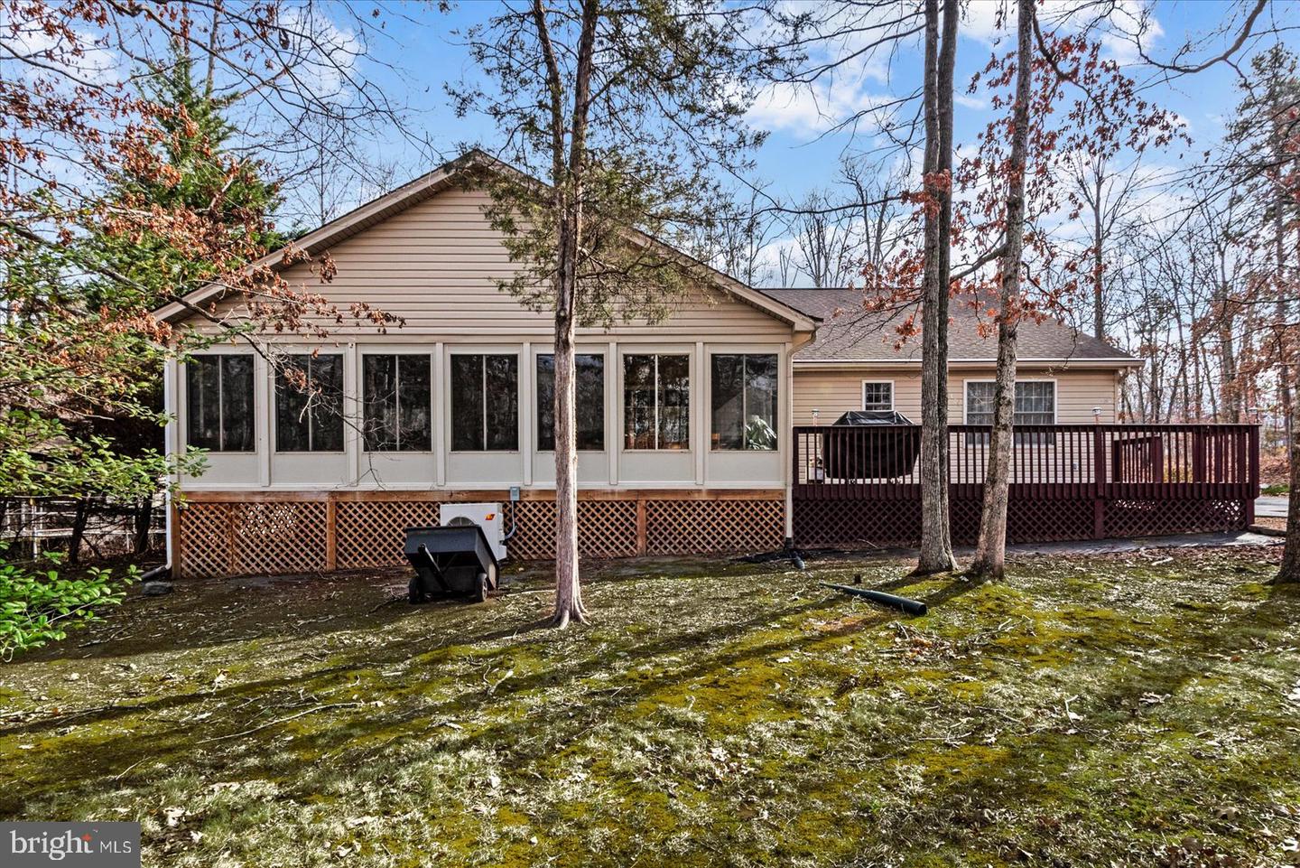 142 YORKTOWN BLVD, LOCUST GROVE, Virginia 22508, 3 Bedrooms Bedrooms, 7 Rooms Rooms,2 BathroomsBathrooms,Residential,For sale,142 YORKTOWN BLVD,VAOR2013172 MLS # VAOR2013172