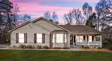 142 YORKTOWN BLVD, LOCUST GROVE, Virginia 22508, 3 Bedrooms Bedrooms, 7 Rooms Rooms,2 BathroomsBathrooms,Residential,For sale,142 YORKTOWN BLVD,VAOR2013172 MLS # VAOR2013172
