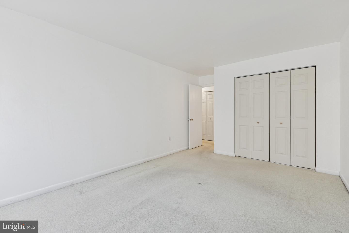 5565 COLUMBIA #412, ARLINGTON, Virginia 22204, 1 Bedroom Bedrooms, 2 Rooms Rooms,1 BathroomBathrooms,Residential,For sale,5565 COLUMBIA #412,VAAR2068012 MLS # VAAR2068012 5565 COLUMBIA #412, ARLINGTON, Virginia 22204, 1 Bedroom Bedrooms, 2 Rooms Rooms,1 BathroomBathrooms,Residential,For sale,5565 COLUMBIA #412,VAAR2068012 MLS # VAAR2068012