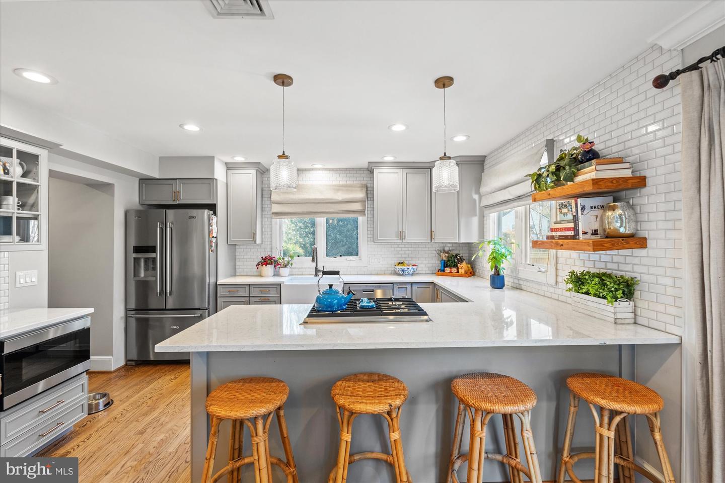 813 BEVERLEY DR, ALEXANDRIA, Virginia 22302, 5 Bedrooms Bedrooms, ,4 BathroomsBathrooms,Residential,For sale,813 BEVERLEY DR,VAAX2053454 MLS # VAAX2053454 813 BEVERLEY DR, ALEXANDRIA, Virginia 22302, 5 Bedrooms Bedrooms, ,4 BathroomsBathrooms,Residential,For sale,813 BEVERLEY DR,VAAX2053454 MLS # VAAX2053454