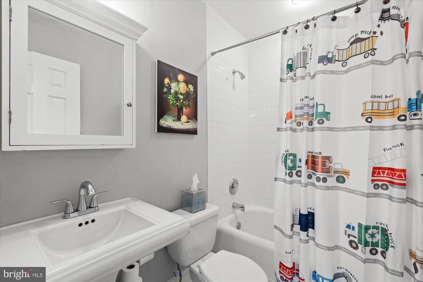 813 BEVERLEY DR, ALEXANDRIA, Virginia 22302, 5 Bedrooms Bedrooms, ,4 BathroomsBathrooms,Residential,For sale,813 BEVERLEY DR,VAAX2053454 MLS # VAAX2053454 813 BEVERLEY DR, ALEXANDRIA, Virginia 22302, 5 Bedrooms Bedrooms, ,4 BathroomsBathrooms,Residential,For sale,813 BEVERLEY DR,VAAX2053454 MLS # VAAX2053454