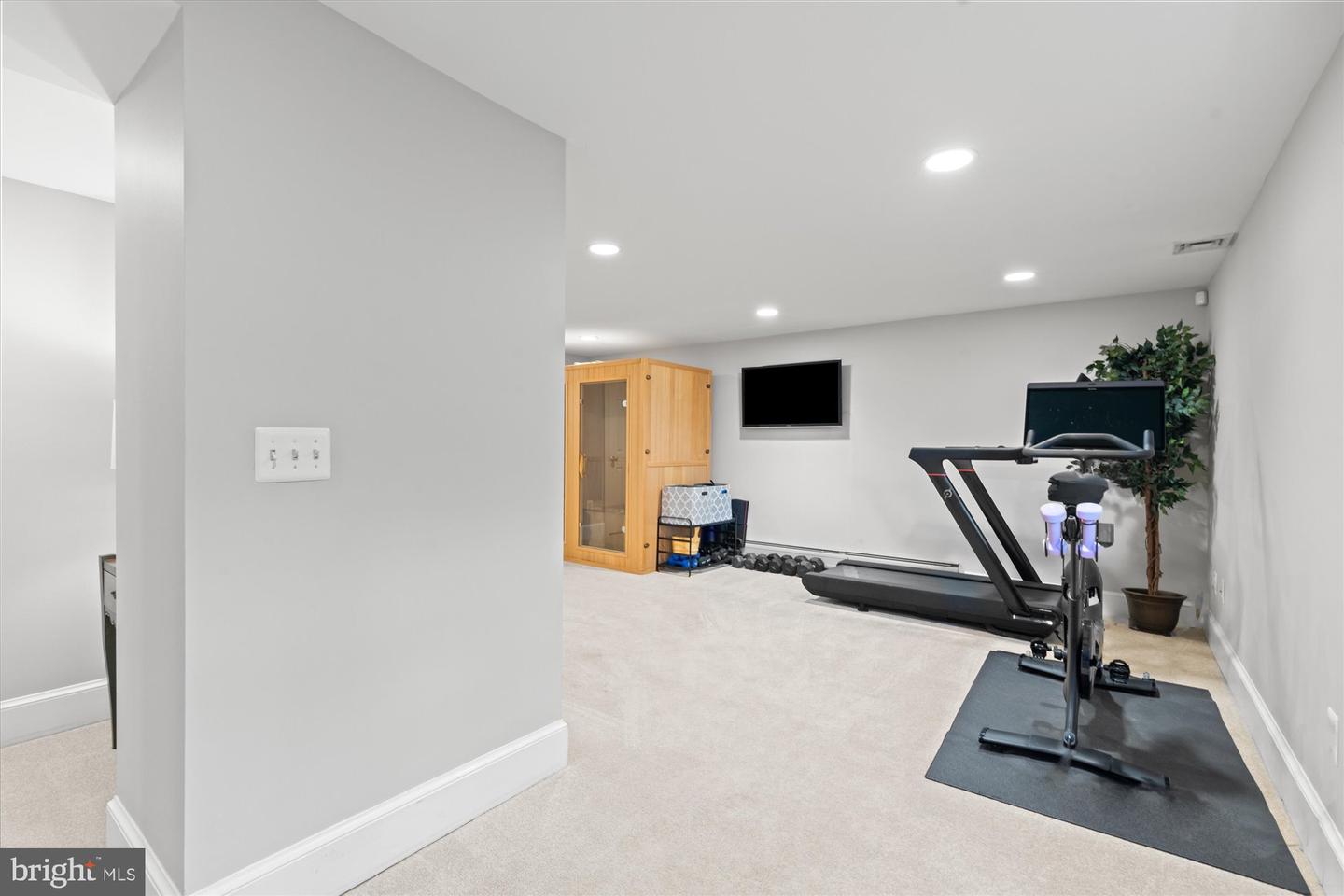 813 BEVERLEY DR, ALEXANDRIA, Virginia 22302, 5 Bedrooms Bedrooms, ,4 BathroomsBathrooms,Residential,For sale,813 BEVERLEY DR,VAAX2053454 MLS # VAAX2053454 813 BEVERLEY DR, ALEXANDRIA, Virginia 22302, 5 Bedrooms Bedrooms, ,4 BathroomsBathrooms,Residential,For sale,813 BEVERLEY DR,VAAX2053454 MLS # VAAX2053454