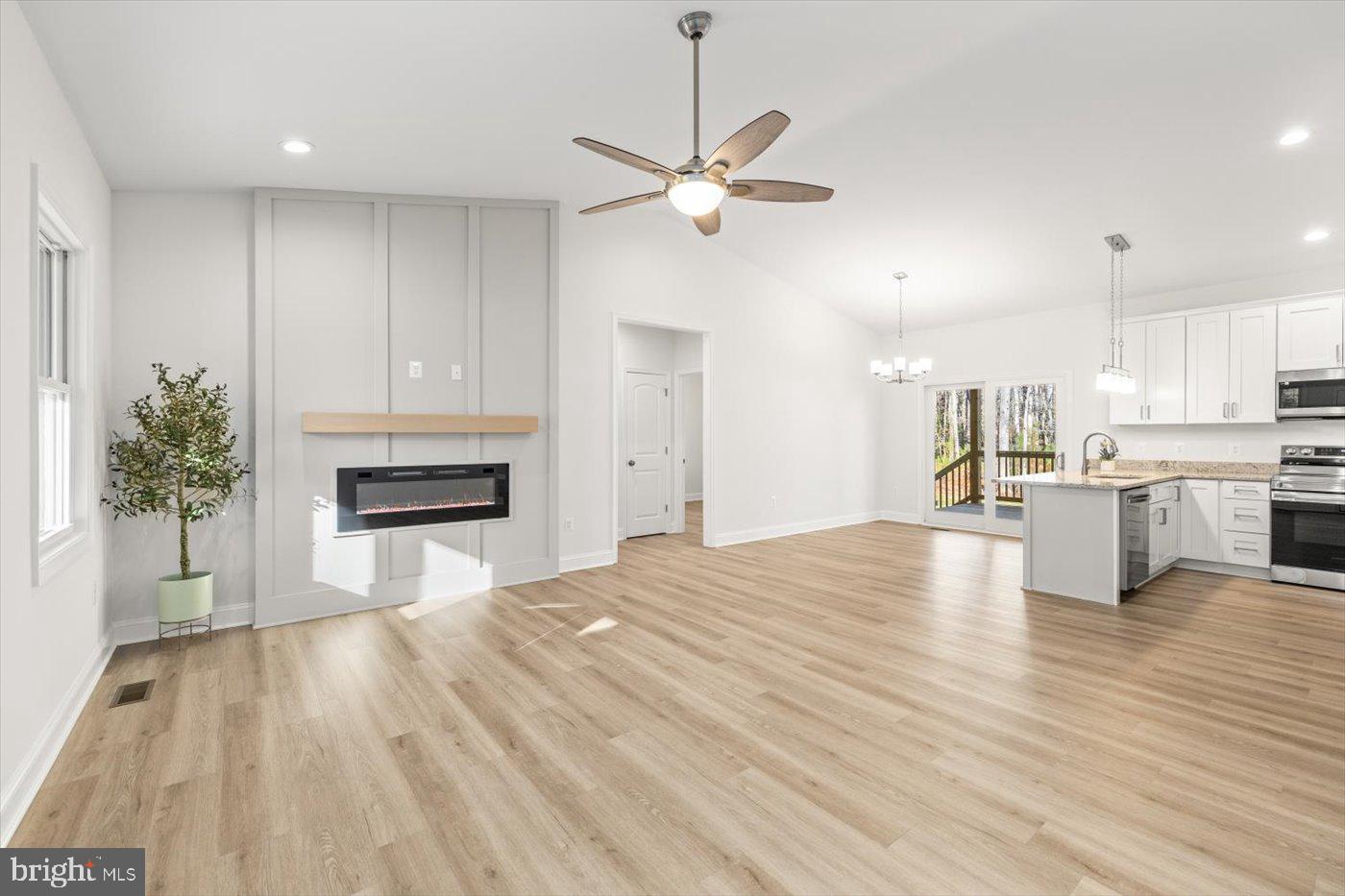 27 COLONY WAY, MONTROSS, Virginia 22520, 3 Bedrooms Bedrooms, 9 Rooms Rooms,2 BathroomsBathrooms,Residential,For sale,27 COLONY WAY,VAWE2010408 MLS # VAWE2010408