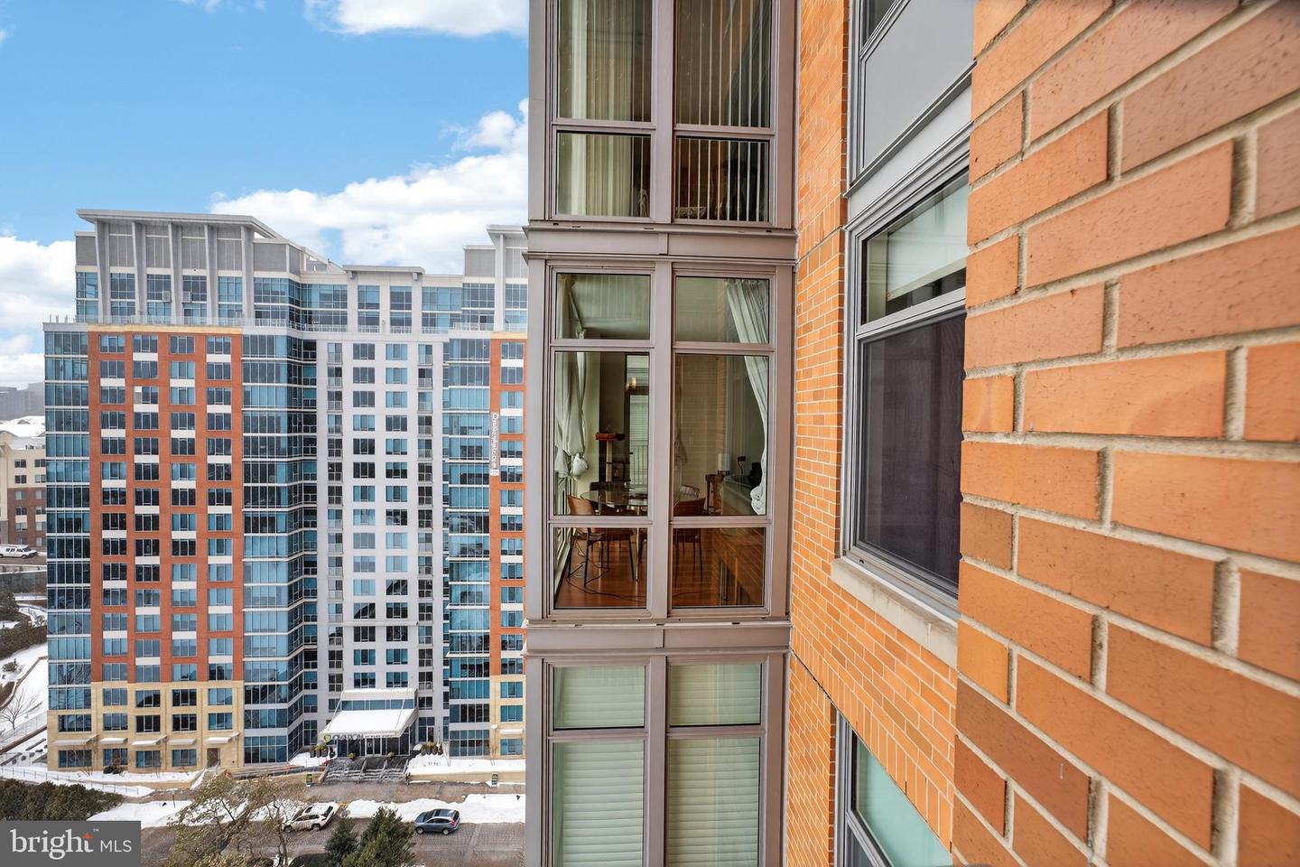 8220 CRESTWOOD HEIGHTS DR #1410, MCLEAN, Virginia 22102, 1 Bedroom Bedrooms, ,2 BathroomsBathrooms,Residential,For sale,8220 CRESTWOOD HEIGHTS DR #1410,VAFX2287202 MLS # VAFX2287202