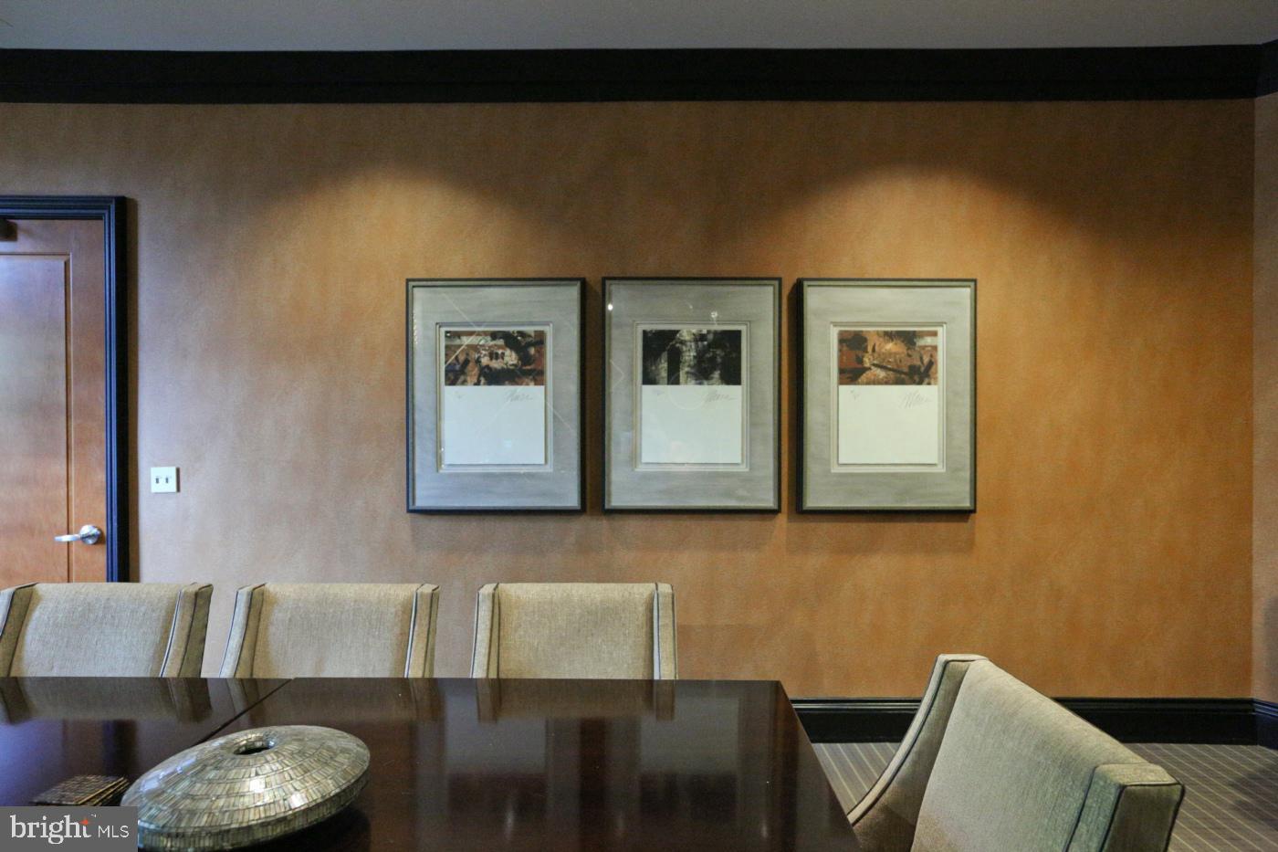 8220 CRESTWOOD HEIGHTS DR #1410, MCLEAN, Virginia 22102, 1 Bedroom Bedrooms, ,2 BathroomsBathrooms,Residential,For sale,8220 CRESTWOOD HEIGHTS DR #1410,VAFX2287202 MLS # VAFX2287202