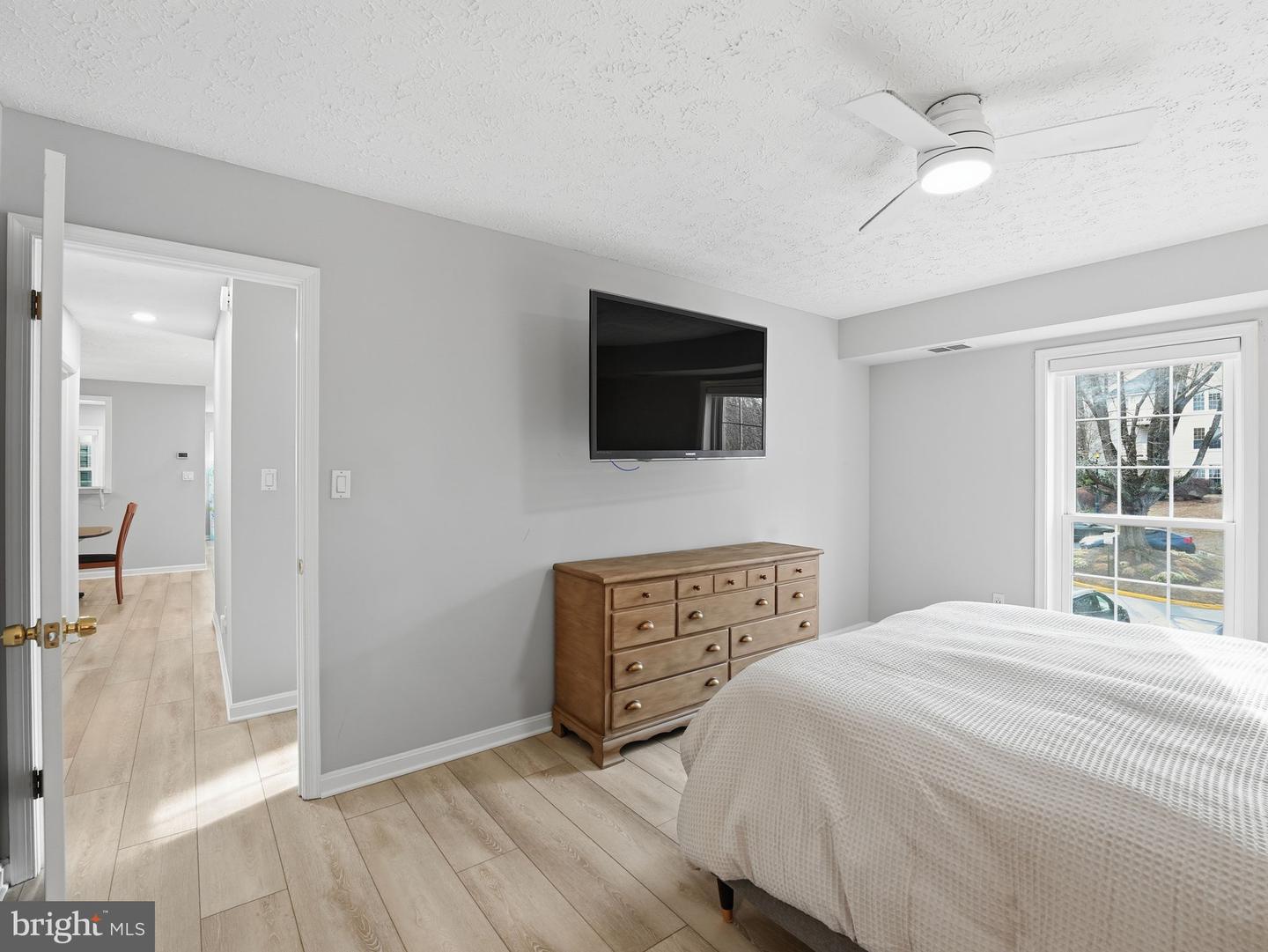 7770 WILLOW POINT DR, FALLS CHURCH, Virginia 22042, 2 Bedrooms Bedrooms, ,2 BathroomsBathrooms,Residential,For sale,7770 WILLOW POINT DR,VAFX2287228 MLS # VAFX2287228 7770 WILLOW POINT DR, FALLS CHURCH, Virginia 22042, 2 Bedrooms Bedrooms, ,2 BathroomsBathrooms,Residential,For sale,7770 WILLOW POINT DR,VAFX2287228 MLS # VAFX2287228