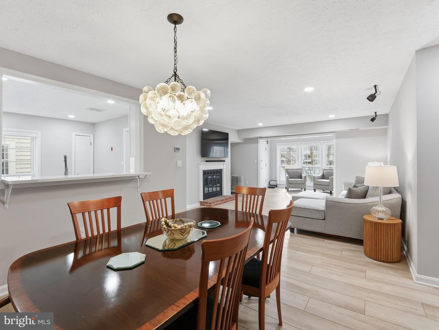 7770 WILLOW POINT DR, FALLS CHURCH, Virginia 22042, 2 Bedrooms Bedrooms, ,2 BathroomsBathrooms,Residential,For sale,7770 WILLOW POINT DR,VAFX2287228 MLS # VAFX2287228 7770 WILLOW POINT DR, FALLS CHURCH, Virginia 22042, 2 Bedrooms Bedrooms, ,2 BathroomsBathrooms,Residential,For sale,7770 WILLOW POINT DR,VAFX2287228 MLS # VAFX2287228