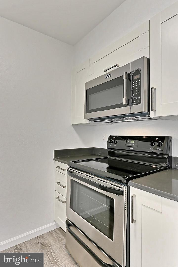 3311 WYNDHAM CIR #2195, ALEXANDRIA, Virginia 22302, 1 Bedroom Bedrooms, ,1 BathroomBathrooms,Residential,For sale,3311 WYNDHAM CIR #2195,VAAX2053464 MLS # VAAX2053464