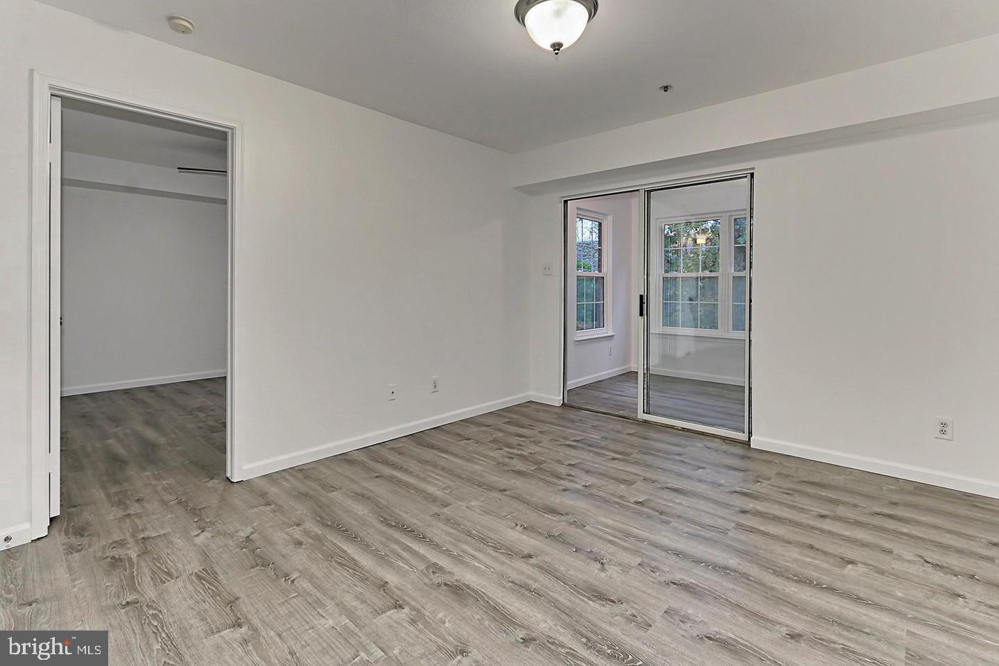 3311 WYNDHAM CIR #2195, ALEXANDRIA, Virginia 22302, 1 Bedroom Bedrooms, ,1 BathroomBathrooms,Residential,For sale,3311 WYNDHAM CIR #2195,VAAX2053464 MLS # VAAX2053464