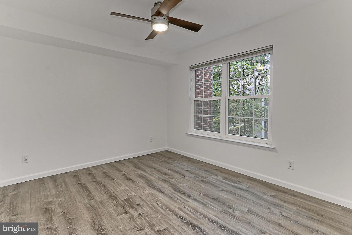 3311 WYNDHAM CIR #2195, ALEXANDRIA, Virginia 22302, 1 Bedroom Bedrooms, ,1 BathroomBathrooms,Residential,For sale,3311 WYNDHAM CIR #2195,VAAX2053464 MLS # VAAX2053464