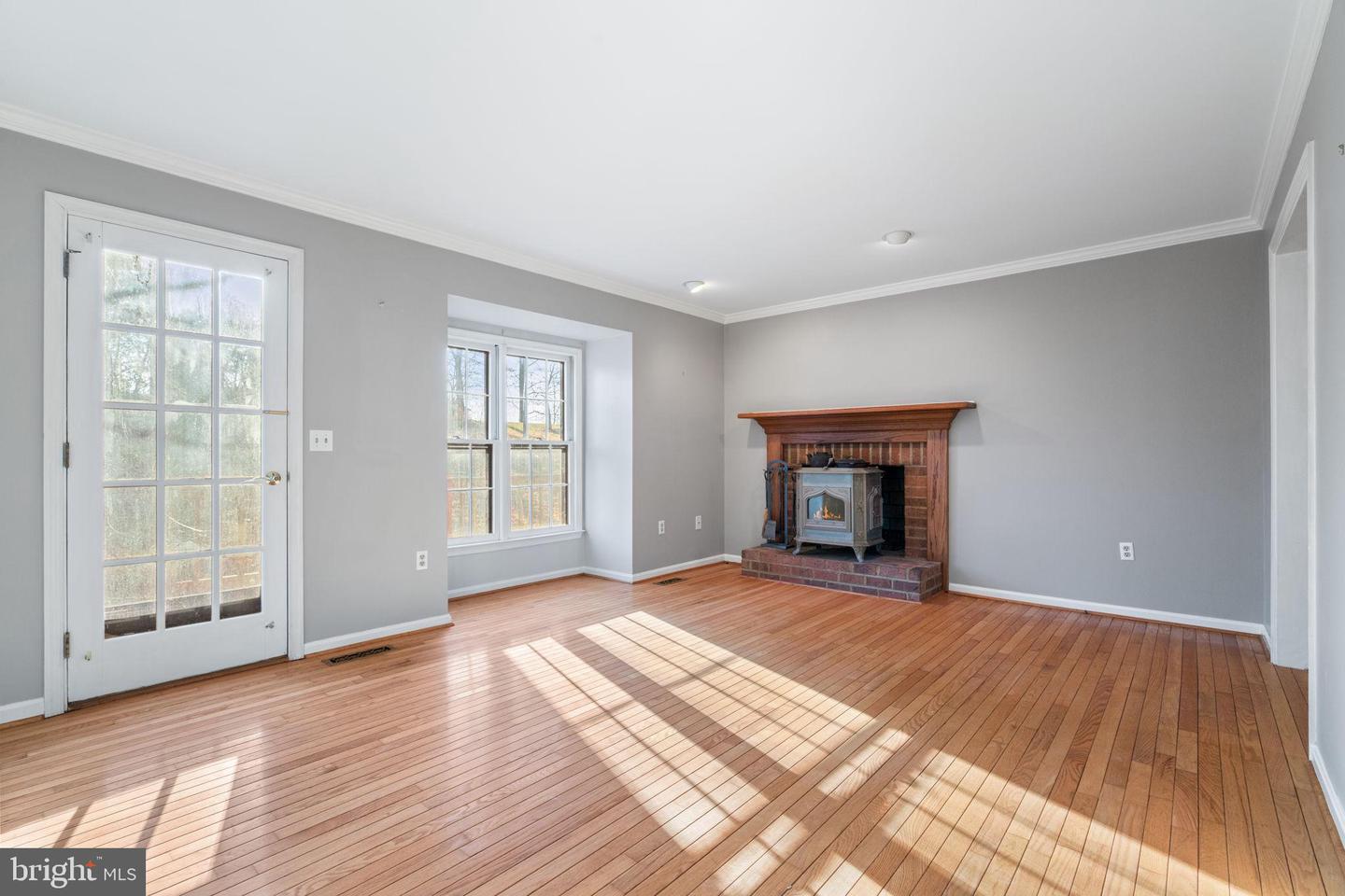 7087 WESTMORELAND DR, WARRENTON, Virginia 20187, 4 Bedrooms Bedrooms, 12 Rooms Rooms,3 BathroomsBathrooms,Residential,For sale,7087 WESTMORELAND DR,VAFQ2020246 MLS # VAFQ2020246